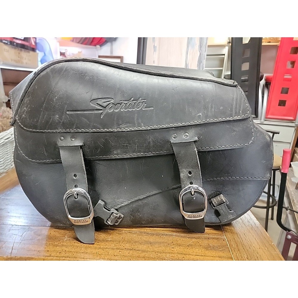 COPY - Genuine  Harley-Davidson Sportster Side Squeeze Bags M66-1